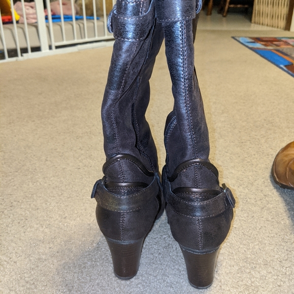 Madison heeled boots - Picture 2 of 3
